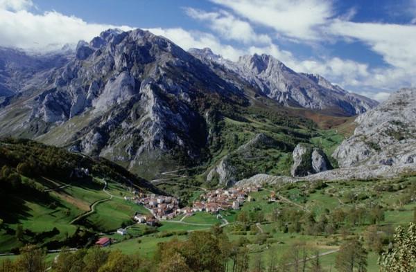 Hotel Rural Pena Castil Sotres Bagian luar foto