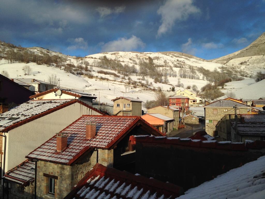 Hotel Rural Pena Castil Sotres Bagian luar foto